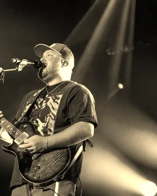 Mitchell Tenpenny Hampton