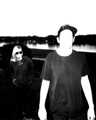 Ryan Davis and The Roadhouse Band