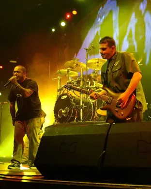 Staind, Seether, Hoobastank & Hinder