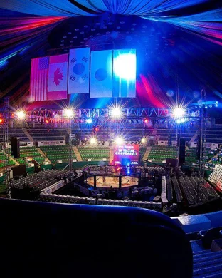 Combat Zone 93