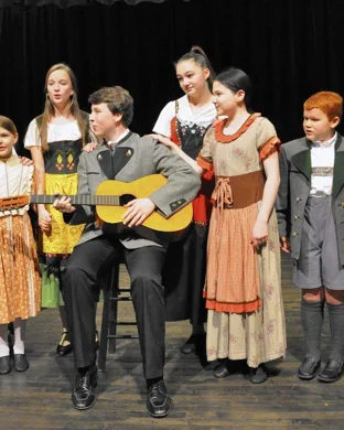 Peter Pan Jr. theatre performance